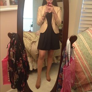 Women’s linen blazer